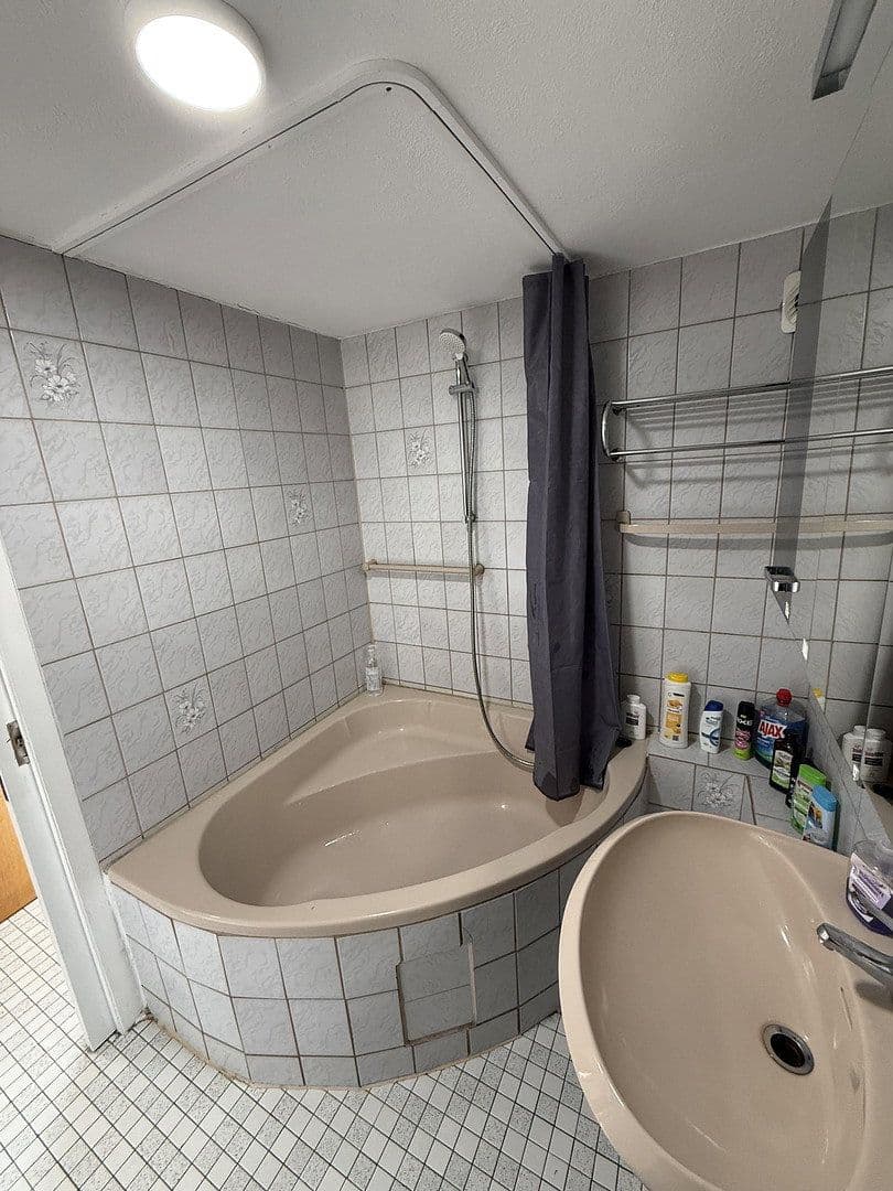 Prenájom bytu 19 m², Villingen-Schwenningen, Bádensko-Wurttembersko Prenájom bytu 19 m², Villingen-Schwenningen, Bádensko-Wurttembersko