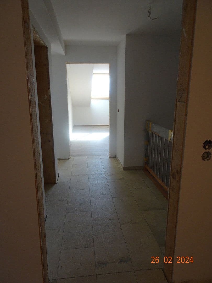 Prenájom bytu 4-izbový 105 m², Nettelkofen 24 e, Grafing bei München, Bavorsko Prenájom bytu 4-izbový 105 m², Nettelkofen 24 e, Grafing bei München, Bavorsko