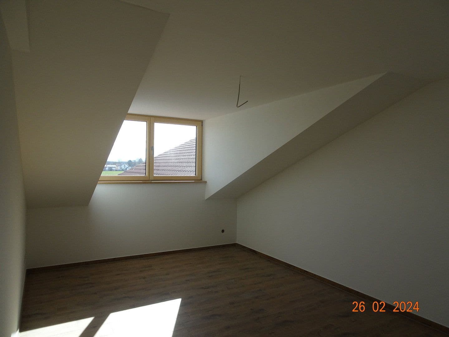Prenájom bytu 4-izbový 105 m², Nettelkofen 24 e, Grafing bei München, Bavorsko Prenájom bytu 4-izbový 105 m², Nettelkofen 24 e, Grafing bei München, Bavorsko