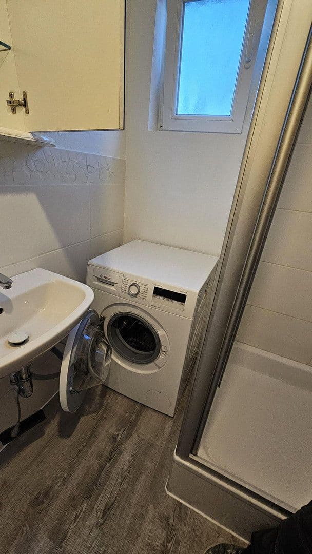 Prenájom bytu 3-izbový 60 m², Eutighofer Straße 22, Schwäbisch Gmünd, Bádensko-Wurttembersko Prenájom bytu 3-izbový 60 m², Eutighofer Straße 22, Schwäbisch Gmünd, Bádensko-Wurttembersko