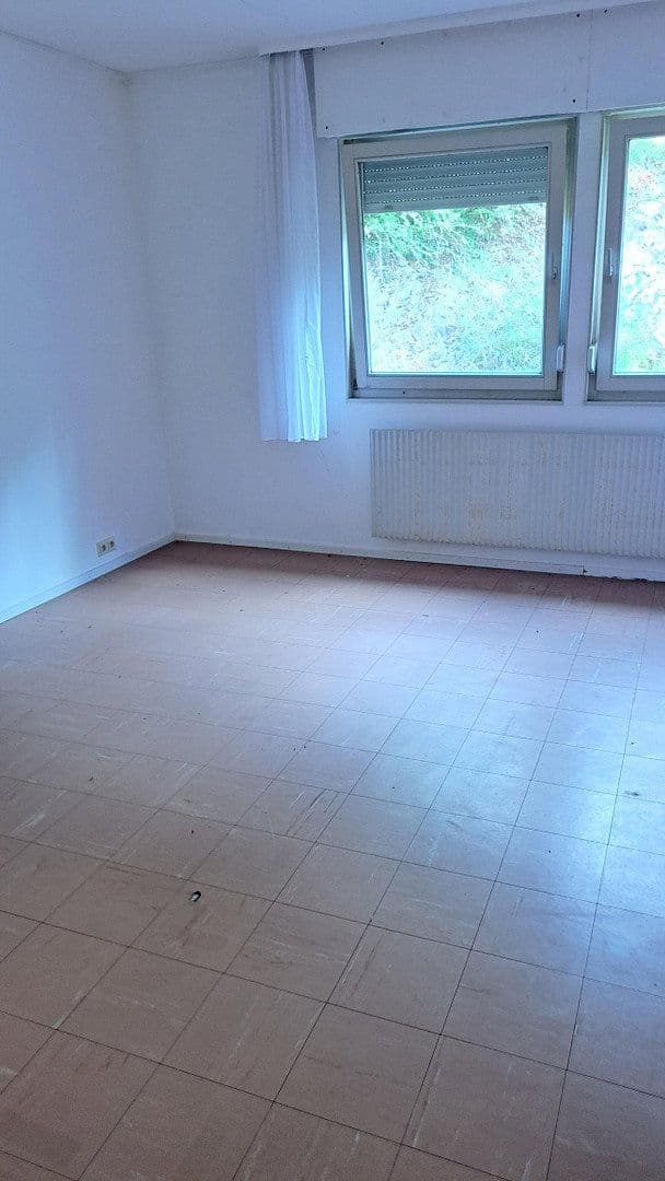 Predaj domu 120 m², pozemok 750 m², Siebenbachstrasse 19, Strotzbüsch, Porýnie-Falcko Predaj domu 120 m², pozemok 750 m², Siebenbachstrasse 19, Strotzbüsch, Porýnie-Falcko