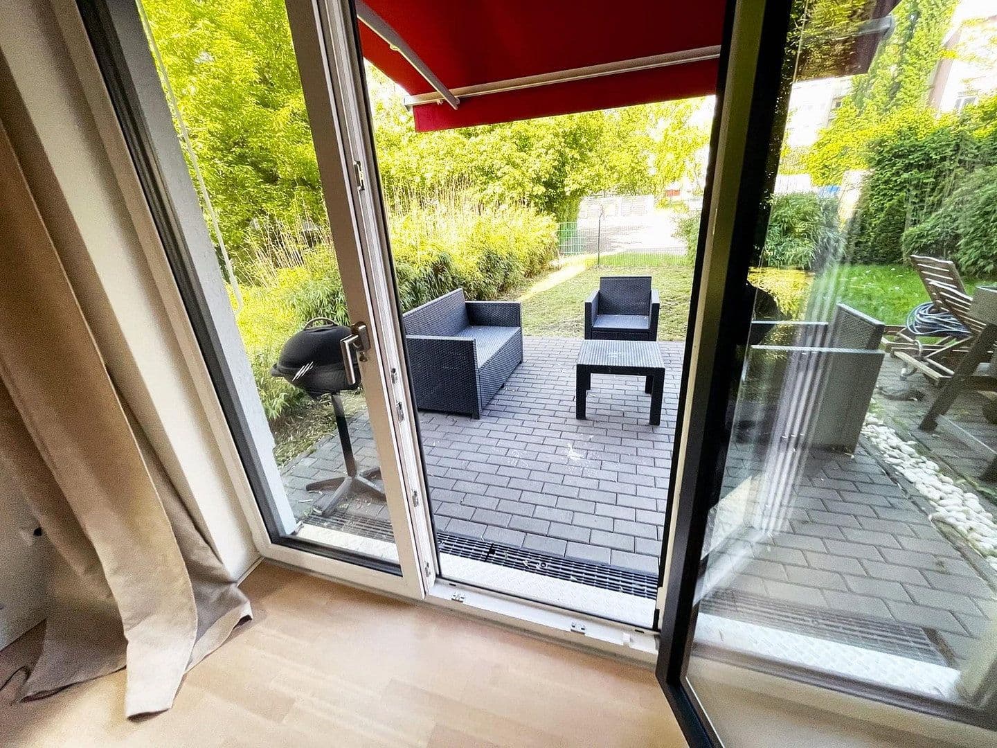 Prenájom bytu 1-izbový 47 m², Berlin, Berlín Prenájom bytu 1-izbový 47 m², Berlin, Berlín