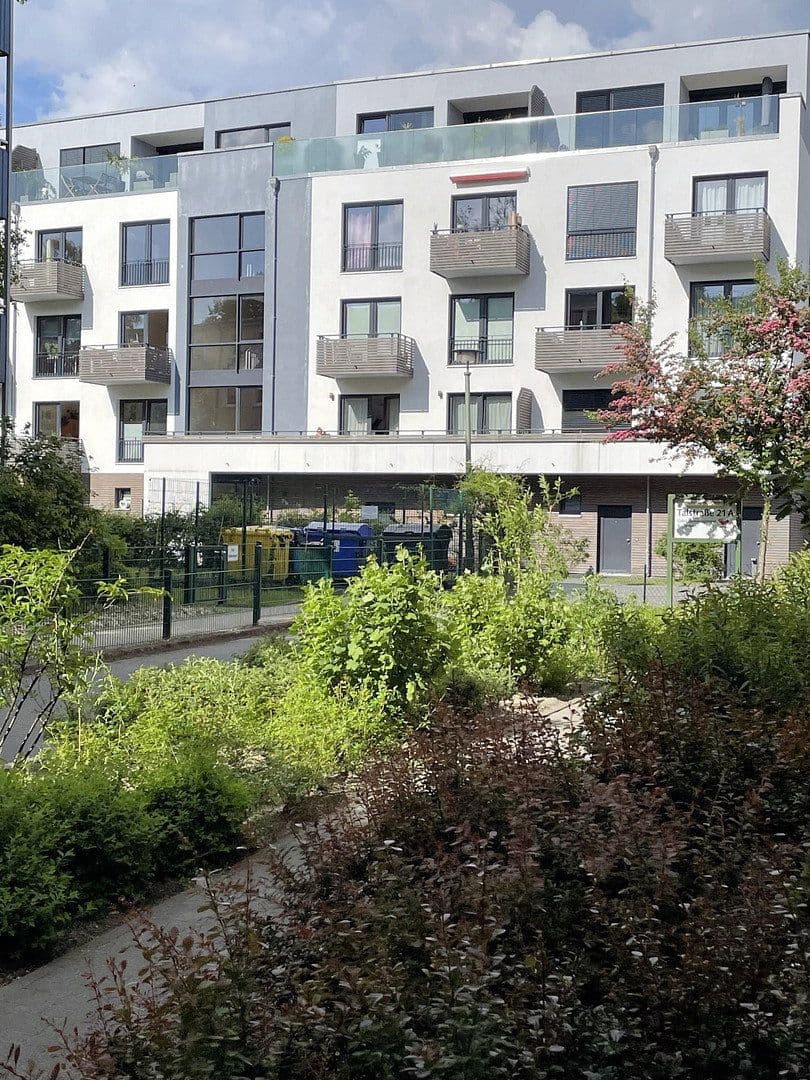 Prenájom bytu 1-izbový 47 m², Berlin, Berlín Prenájom bytu 1-izbový 47 m², Berlin, Berlín