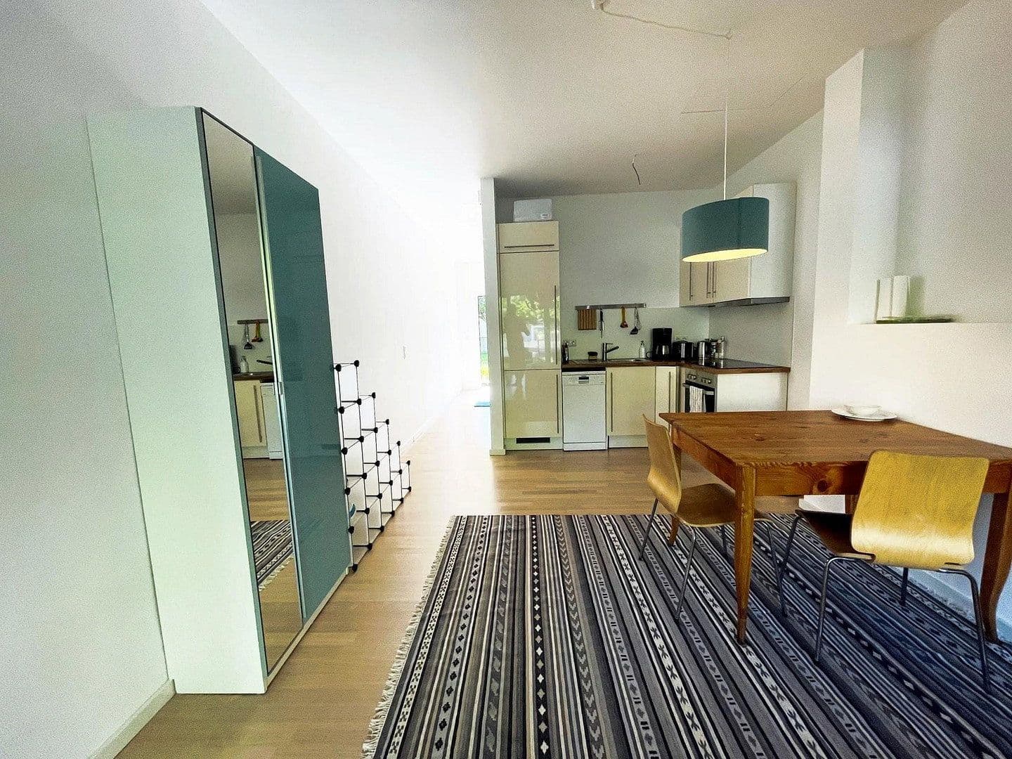 Prenájom bytu 1-izbový 47 m², Berlin, Berlín Prenájom bytu 1-izbový 47 m², Berlin, Berlín