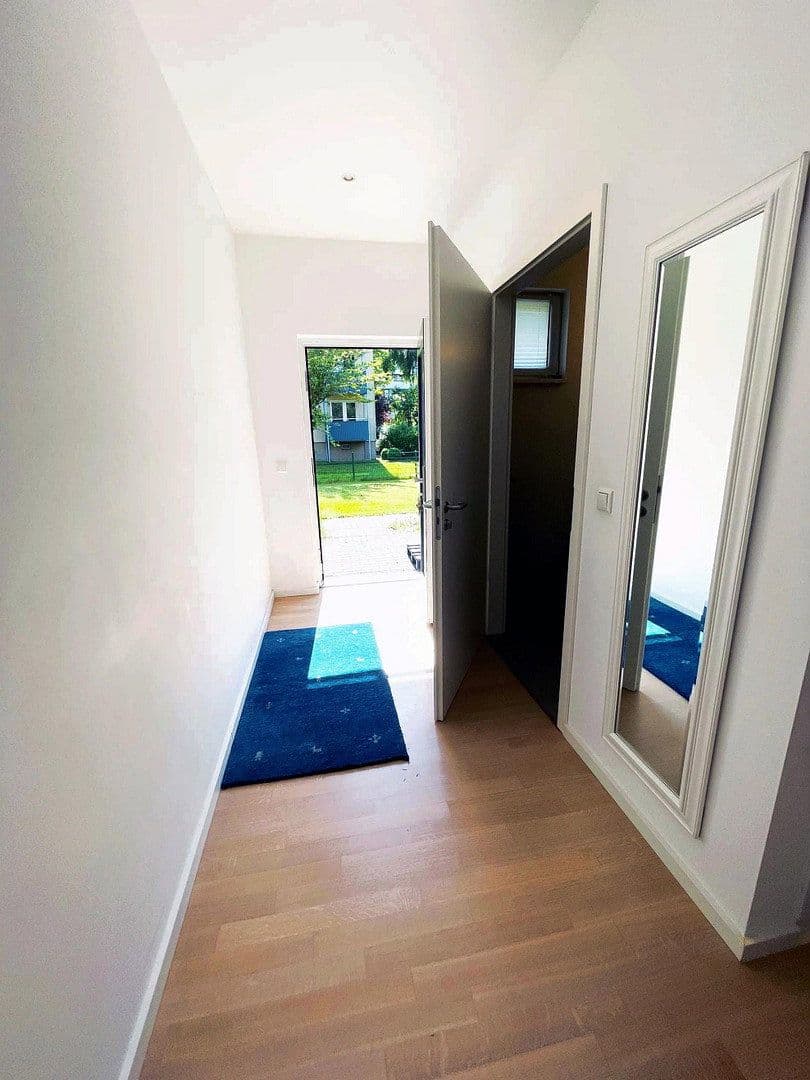 Prenájom bytu 1-izbový 47 m², Berlin, Berlín Prenájom bytu 1-izbový 47 m², Berlin, Berlín