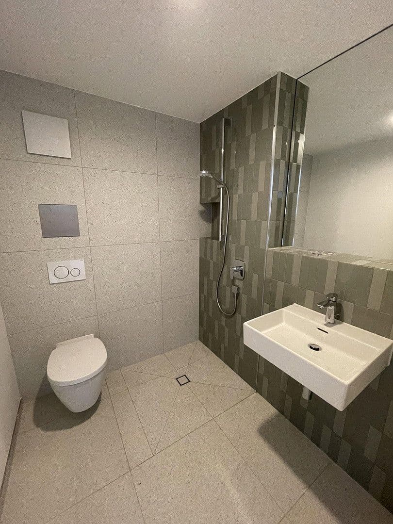 Prenájom bytu 1-izbový 29 m², Eberhardstrasse 30/1, Friedrichshafen, Bádensko-Wurttembersko Prenájom bytu 1-izbový 29 m², Eberhardstrasse 30/1, Friedrichshafen, Bádensko-Wurttembersko