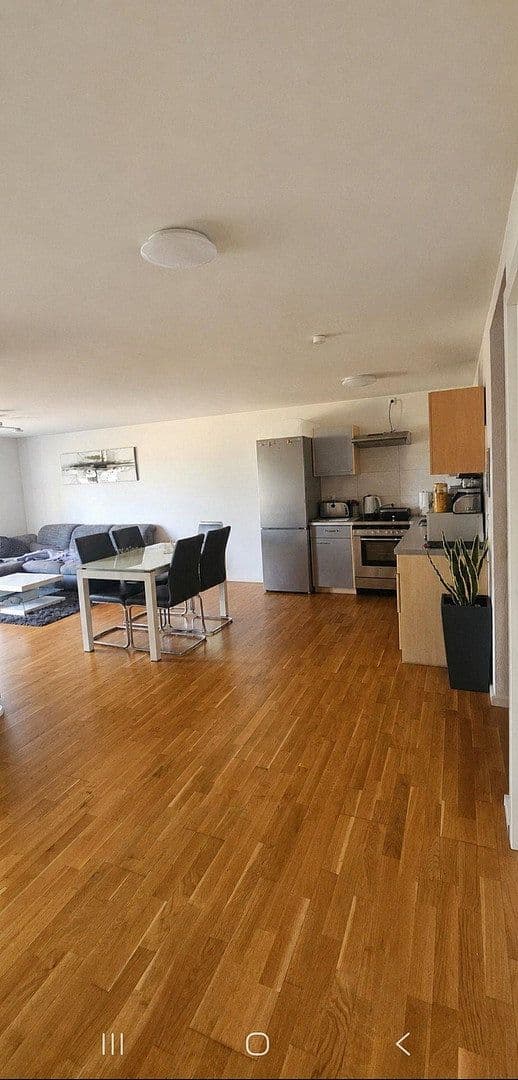 Prenájom bytu 2-izbový 69 m², Erdmannhausen, Bádensko-Wurttembersko Prenájom bytu 2-izbový 69 m², Erdmannhausen, Bádensko-Wurttembersko