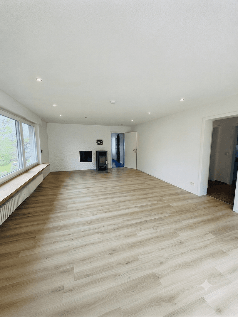 Predaj bytu 4-izbový 104 m², Bergisch Gladbach, Severné Porýnie - Westfálsko Predaj bytu 4-izbový 104 m², Bergisch Gladbach, Severné Porýnie - Westfálsko