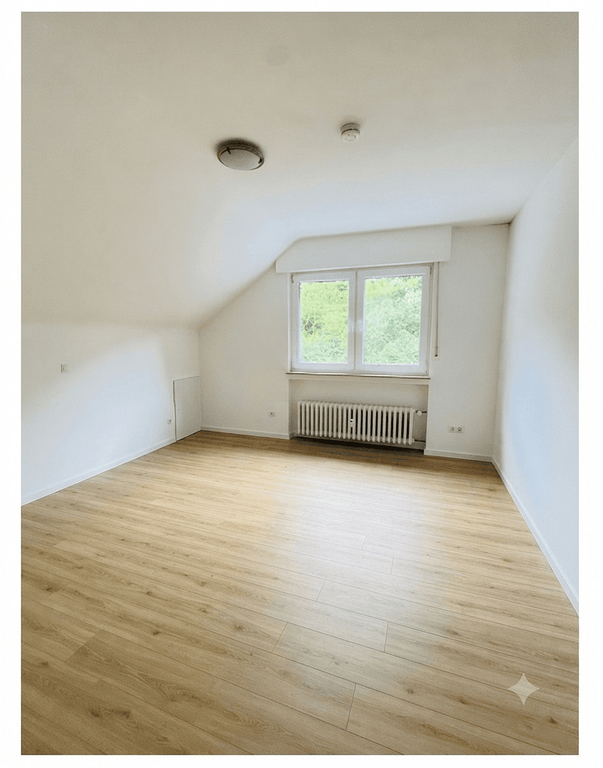 Predaj bytu 4-izbový 104 m², Bergisch Gladbach, Severné Porýnie - Westfálsko Predaj bytu 4-izbový 104 m², Bergisch Gladbach, Severné Porýnie - Westfálsko