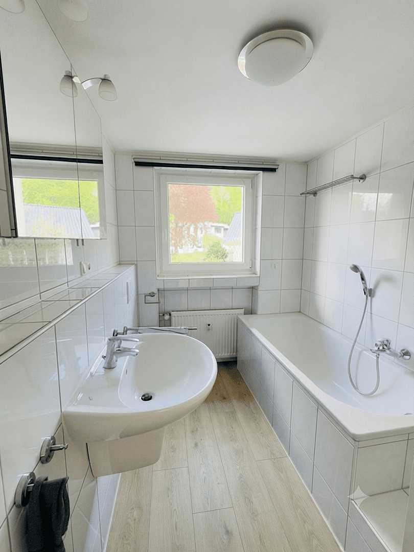Predaj bytu 4-izbový 104 m², Bergisch Gladbach, Severné Porýnie - Westfálsko Predaj bytu 4-izbový 104 m², Bergisch Gladbach, Severné Porýnie - Westfálsko