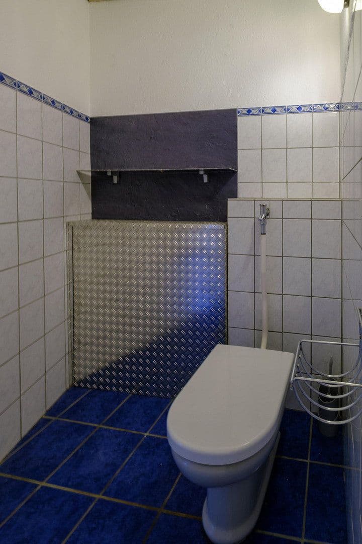 Prenájom nebytového priestoru 1.700 m², Daimlerstr. 31, Waldshut-Tiengen, Bádensko-Wurttembersko Prenájom nebytového priestoru 1.700 m², Daimlerstr. 31, Waldshut-Tiengen, Bádensko-Wurttembersko