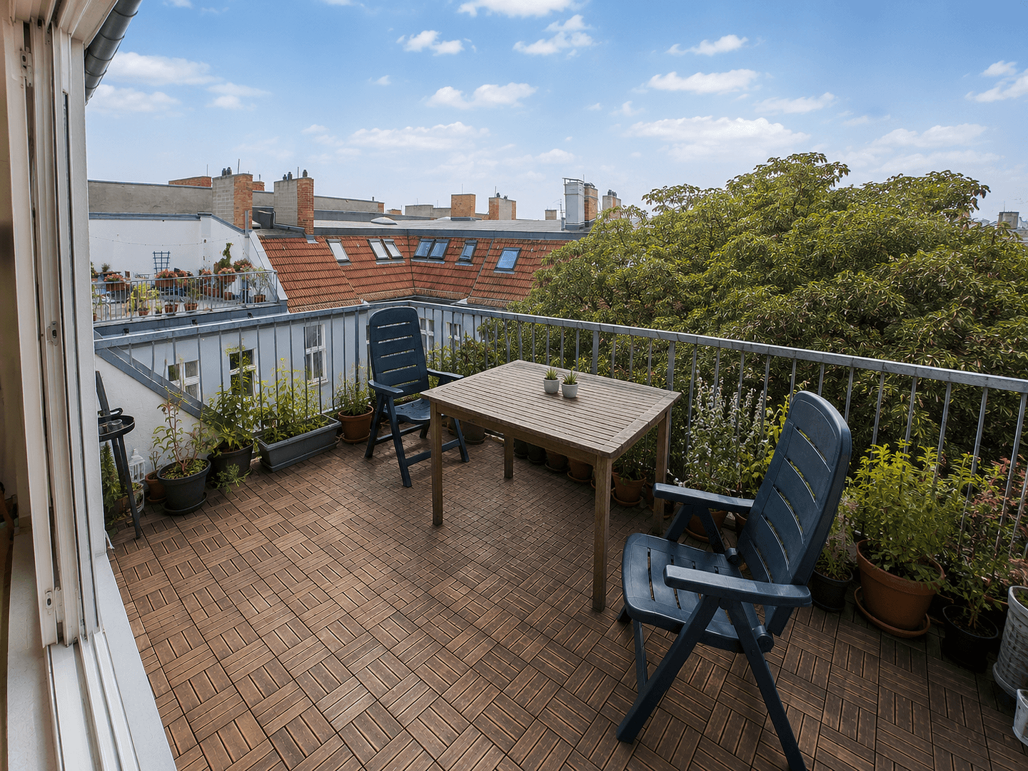 Predaj bytu 3-izbový 87 m², Berlin, Berlín Predaj bytu 3-izbový 87 m², Berlin, Berlín