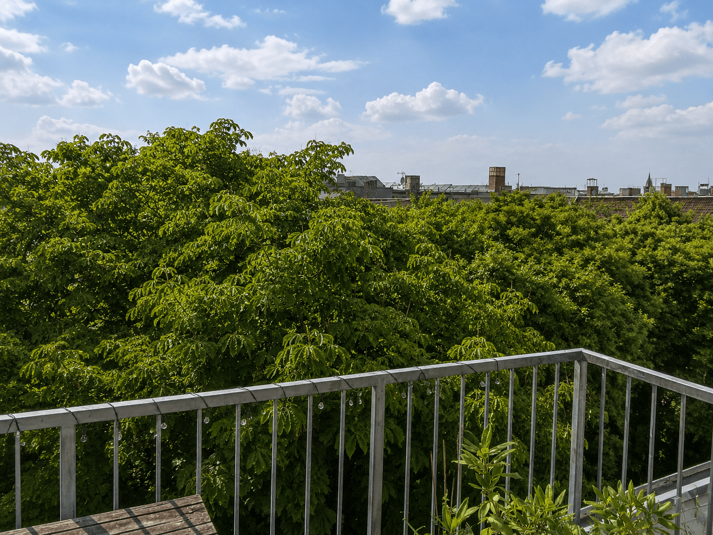 Predaj bytu 3-izbový 87 m², Berlin, Berlín Predaj bytu 3-izbový 87 m², Berlin, Berlín