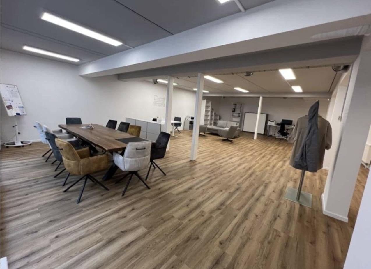 Prenájom kancelárie 135 m², Kölnstraße 82, Sankt Augustin, Severné Porýnie - Westfálsko Prenájom kancelárie 135 m², Kölnstraße 82, Sankt Augustin, Severné Porýnie - Westfálsko