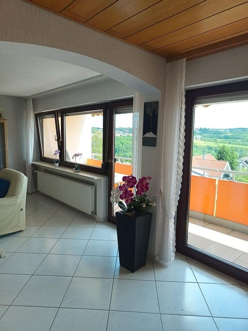 Predaj bytu 3-izbový 99 m², Niedereschach, Bádensko-Wurttembersko Predaj bytu 3-izbový 99 m², Niedereschach, Bádensko-Wurttembersko