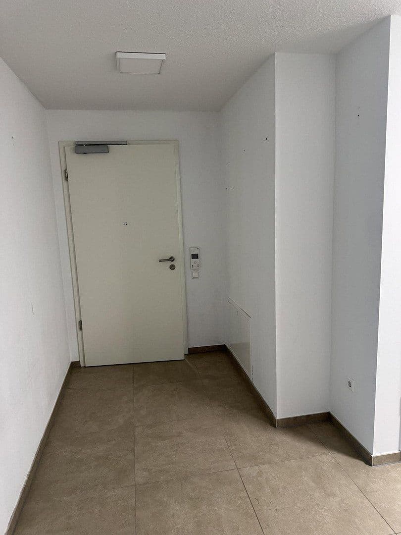 Prenájom bytu 3-izbový 80 m², Osnabrück, Dolné Sasko Prenájom bytu 3-izbový 80 m², Osnabrück, Dolné Sasko