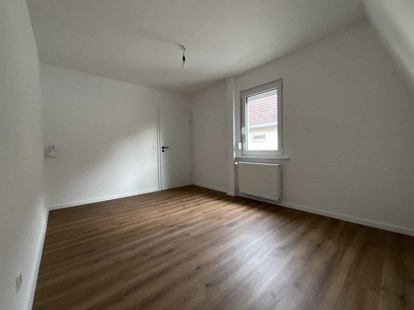 Predaj domu 113 m², pozemok 229 m², Villingen-Schwenningen, Bádensko-Wurttembersko Predaj domu 113 m², pozemok 229 m², Villingen-Schwenningen, Bádensko-Wurttembersko