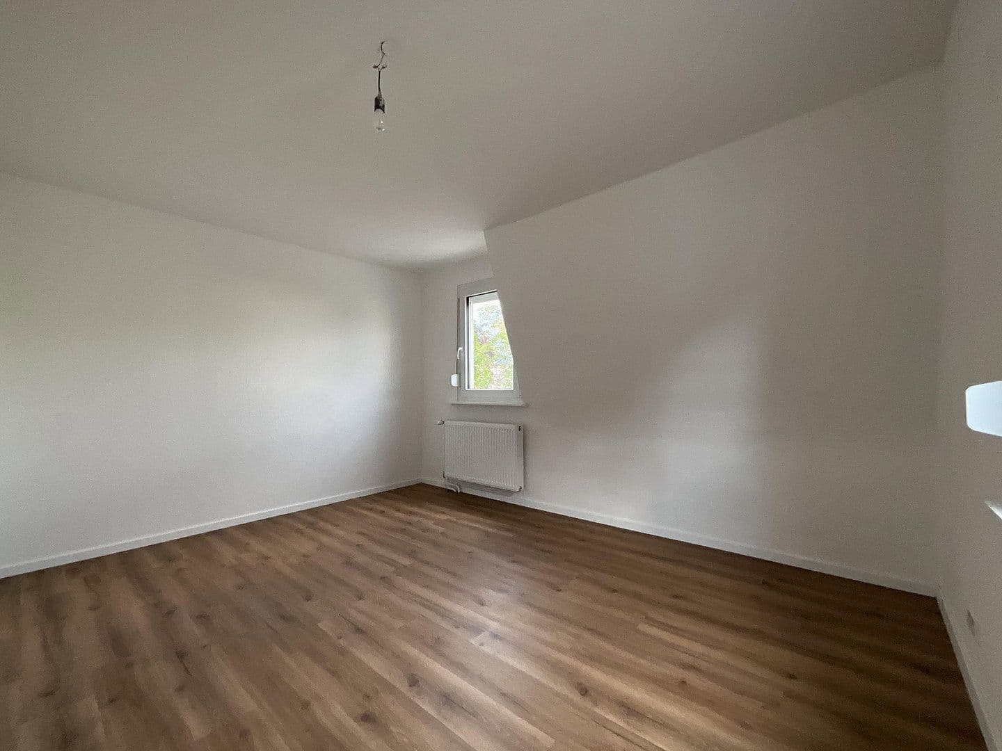 Predaj domu 113 m², pozemok 229 m², Villingen-Schwenningen, Bádensko-Wurttembersko Predaj domu 113 m², pozemok 229 m², Villingen-Schwenningen, Bádensko-Wurttembersko