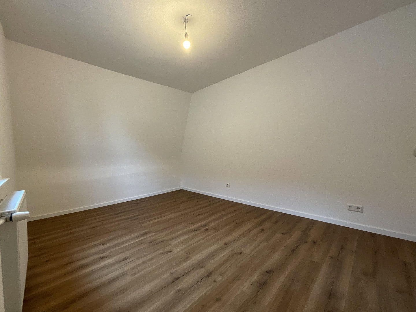 Predaj domu 113 m², pozemok 229 m², Villingen-Schwenningen, Bádensko-Wurttembersko Predaj domu 113 m², pozemok 229 m², Villingen-Schwenningen, Bádensko-Wurttembersko