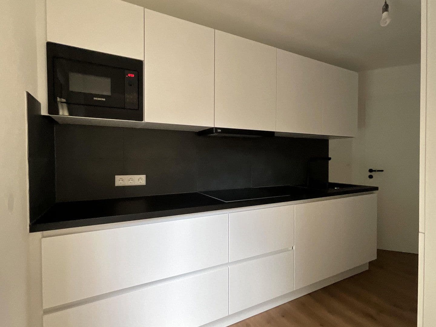 Predaj domu 113 m², pozemok 229 m², Villingen-Schwenningen, Bádensko-Wurttembersko Predaj domu 113 m², pozemok 229 m², Villingen-Schwenningen, Bádensko-Wurttembersko