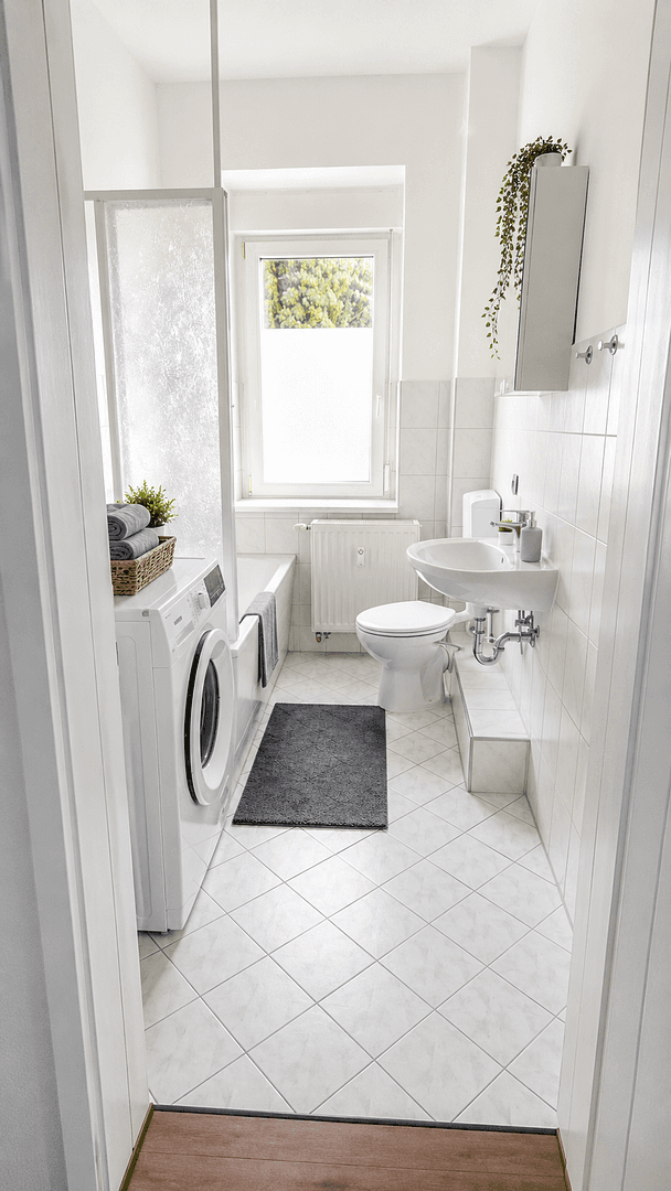 Prenájom bytu 2-izbový 50 m², Lindenthaler Hauptstraße 79, Leipzig, Sasko Prenájom bytu 2-izbový 50 m², Lindenthaler Hauptstraße 79, Leipzig, Sasko
