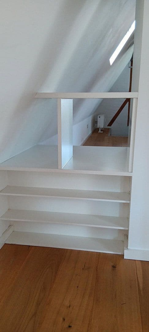 Predaj bytu 1-izbový 47 m², Katharinenstr. 71, Esslingen am Neckar, Bádensko-Wurttembersko Predaj bytu 1-izbový 47 m², Katharinenstr. 71, Esslingen am Neckar, Bádensko-Wurttembersko