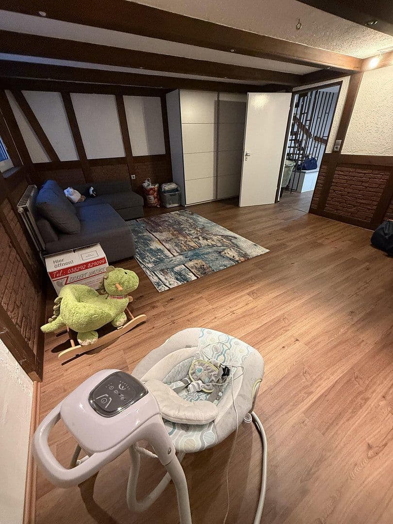Prenájom domu 140 m², pozemok 218 m², Ratingen, Severné Porýnie - Westfálsko Prenájom domu 140 m², pozemok 218 m², Ratingen, Severné Porýnie - Westfálsko