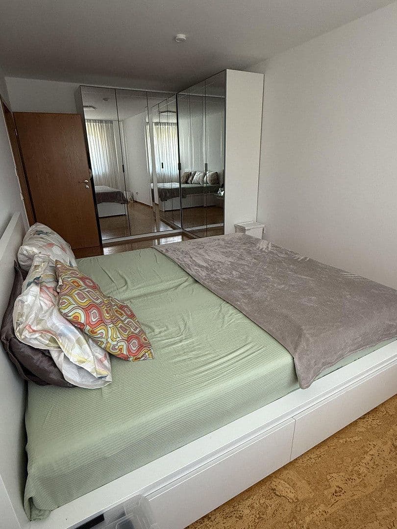 Prenájom domu 140 m², pozemok 218 m², Ratingen, Severné Porýnie - Westfálsko Prenájom domu 140 m², pozemok 218 m², Ratingen, Severné Porýnie - Westfálsko