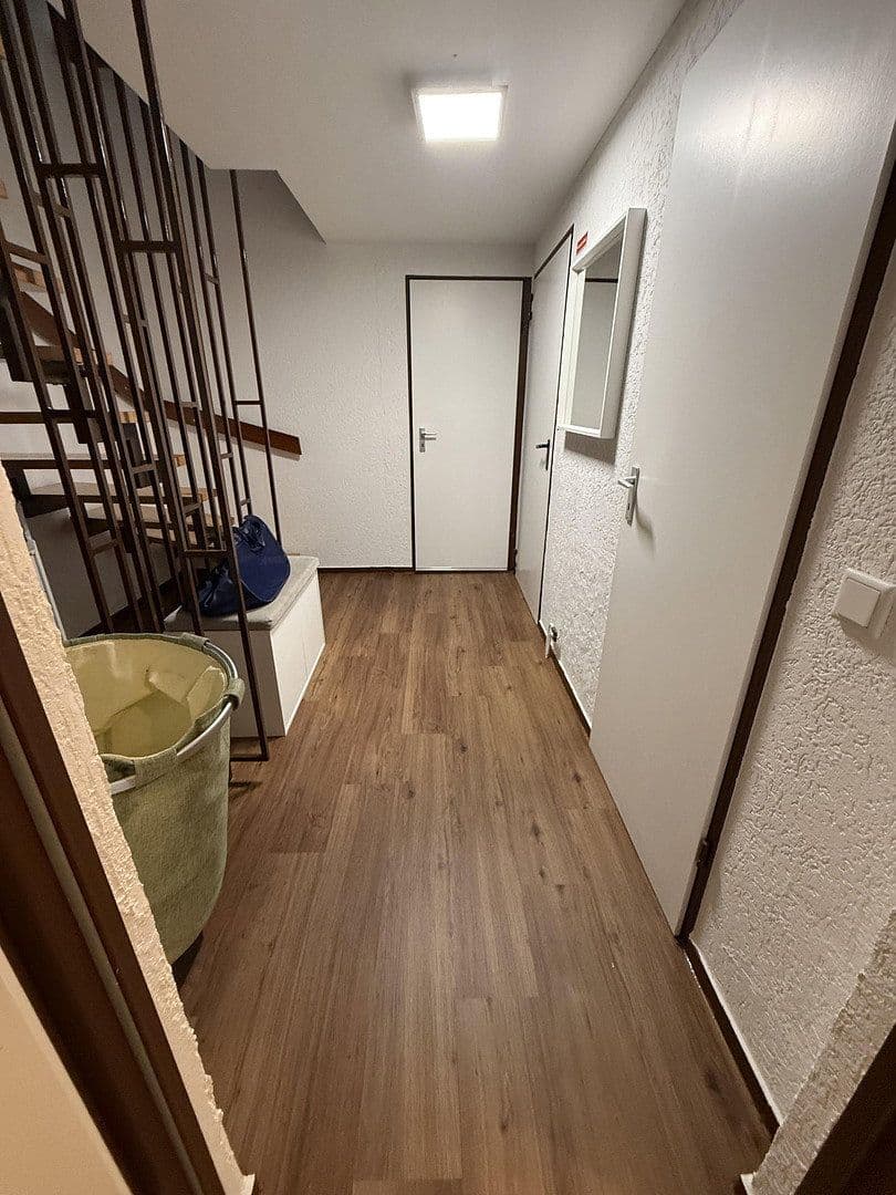 Prenájom domu 140 m², pozemok 218 m², Ratingen, Severné Porýnie - Westfálsko Prenájom domu 140 m², pozemok 218 m², Ratingen, Severné Porýnie - Westfálsko