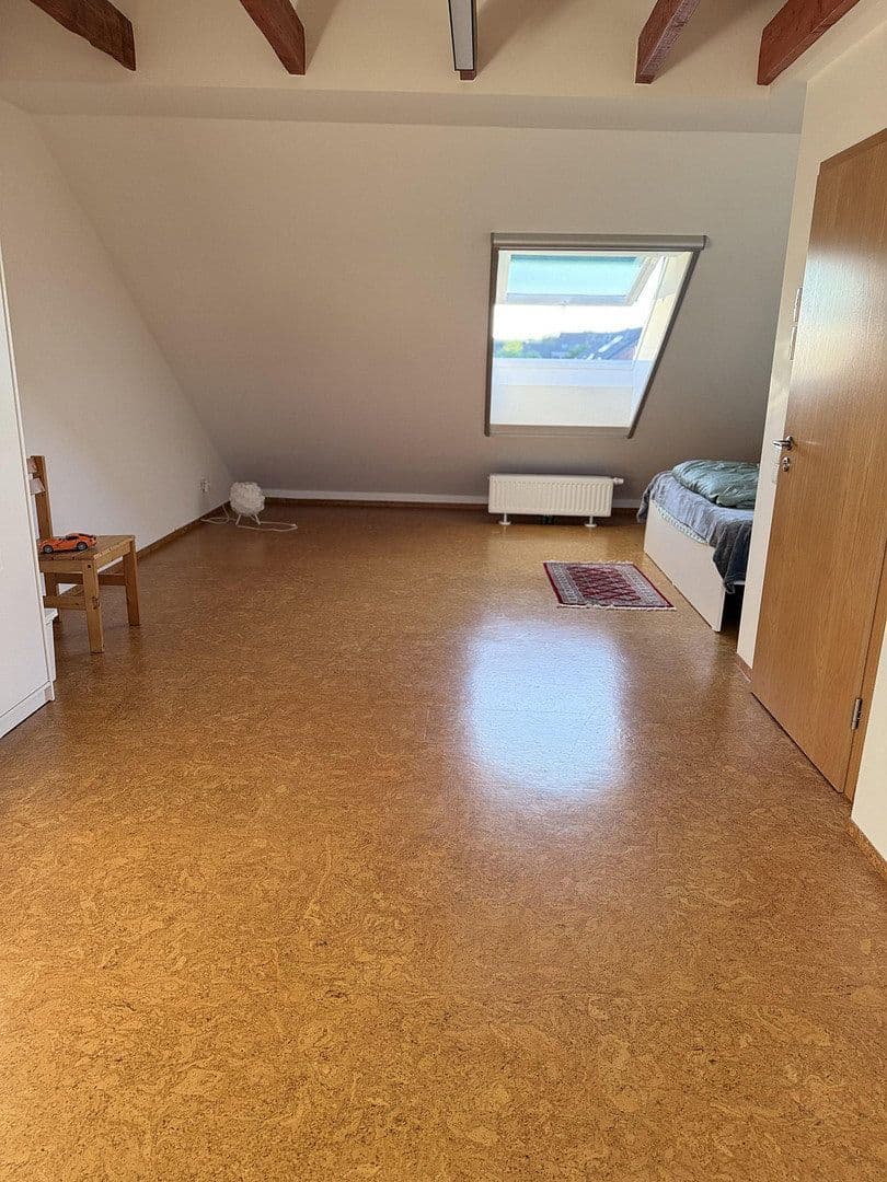 Prenájom domu 140 m², pozemok 218 m², Ratingen, Severné Porýnie - Westfálsko Prenájom domu 140 m², pozemok 218 m², Ratingen, Severné Porýnie - Westfálsko
