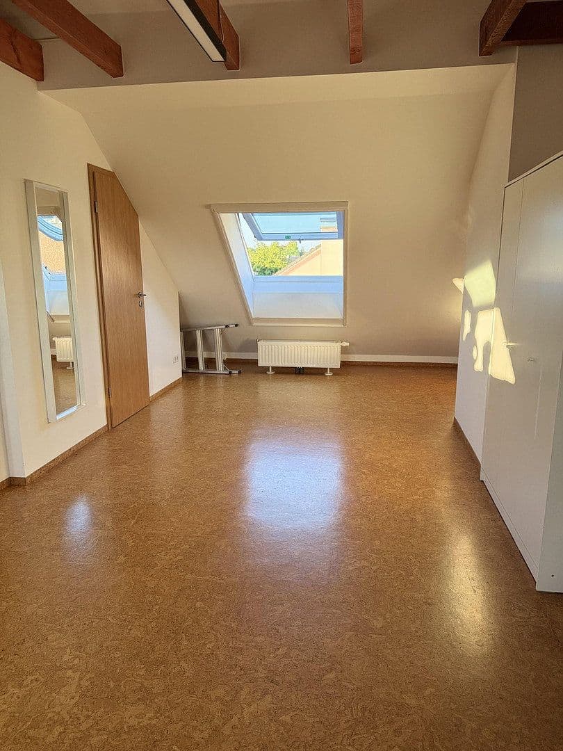 Prenájom domu 140 m², pozemok 218 m², Ratingen, Severné Porýnie - Westfálsko Prenájom domu 140 m², pozemok 218 m², Ratingen, Severné Porýnie - Westfálsko