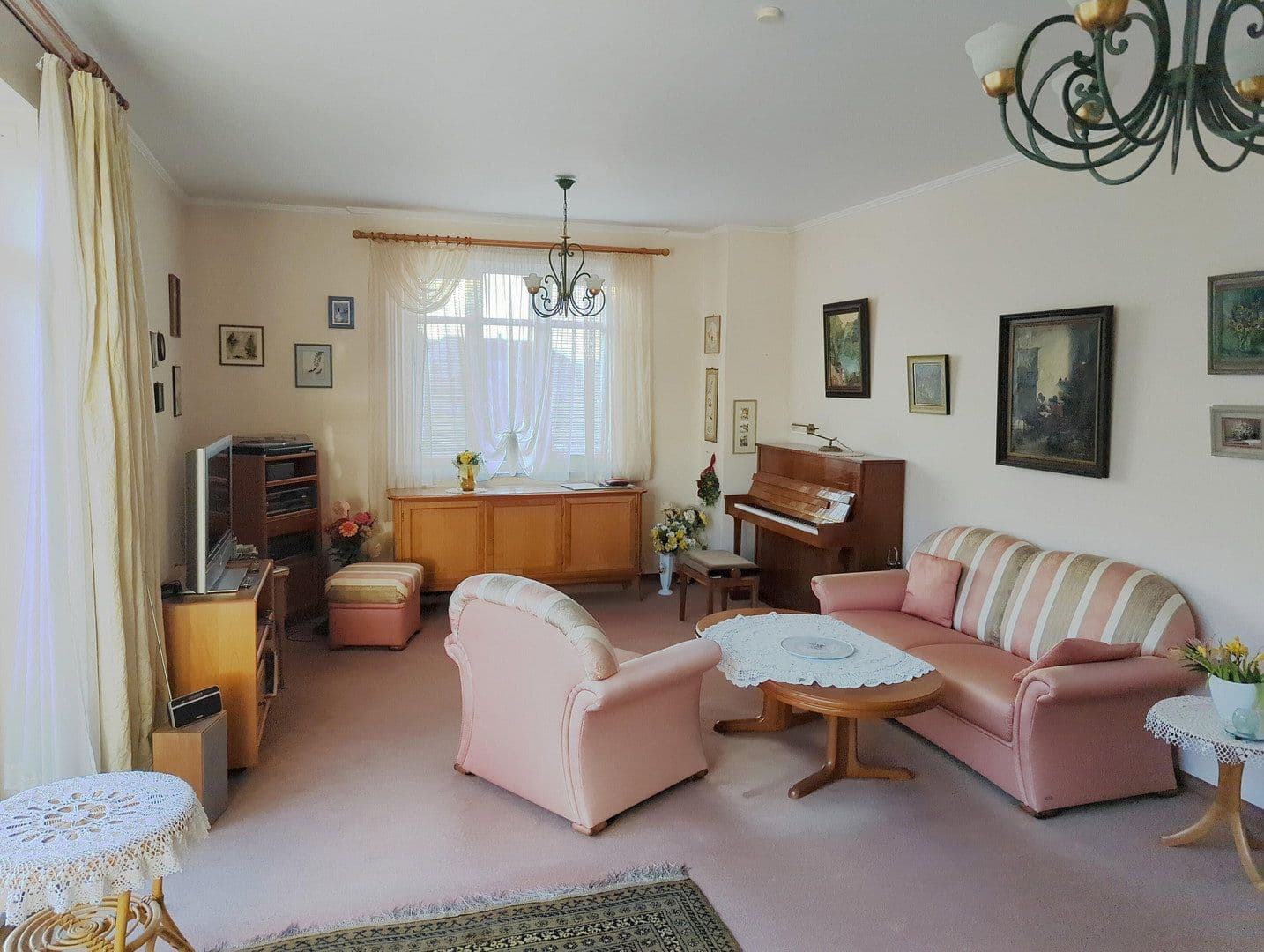 Predaj bytu 4-izbový 145 m², Hohen Neuendorf, Brandenbursko Predaj bytu 4-izbový 145 m², Hohen Neuendorf, Brandenbursko