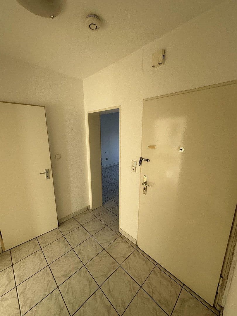 Prenájom bytu 1-izbový 41 m², Ludwigshafen am Rhein, Porýnie-Falcko Prenájom bytu 1-izbový 41 m², Ludwigshafen am Rhein, Porýnie-Falcko
