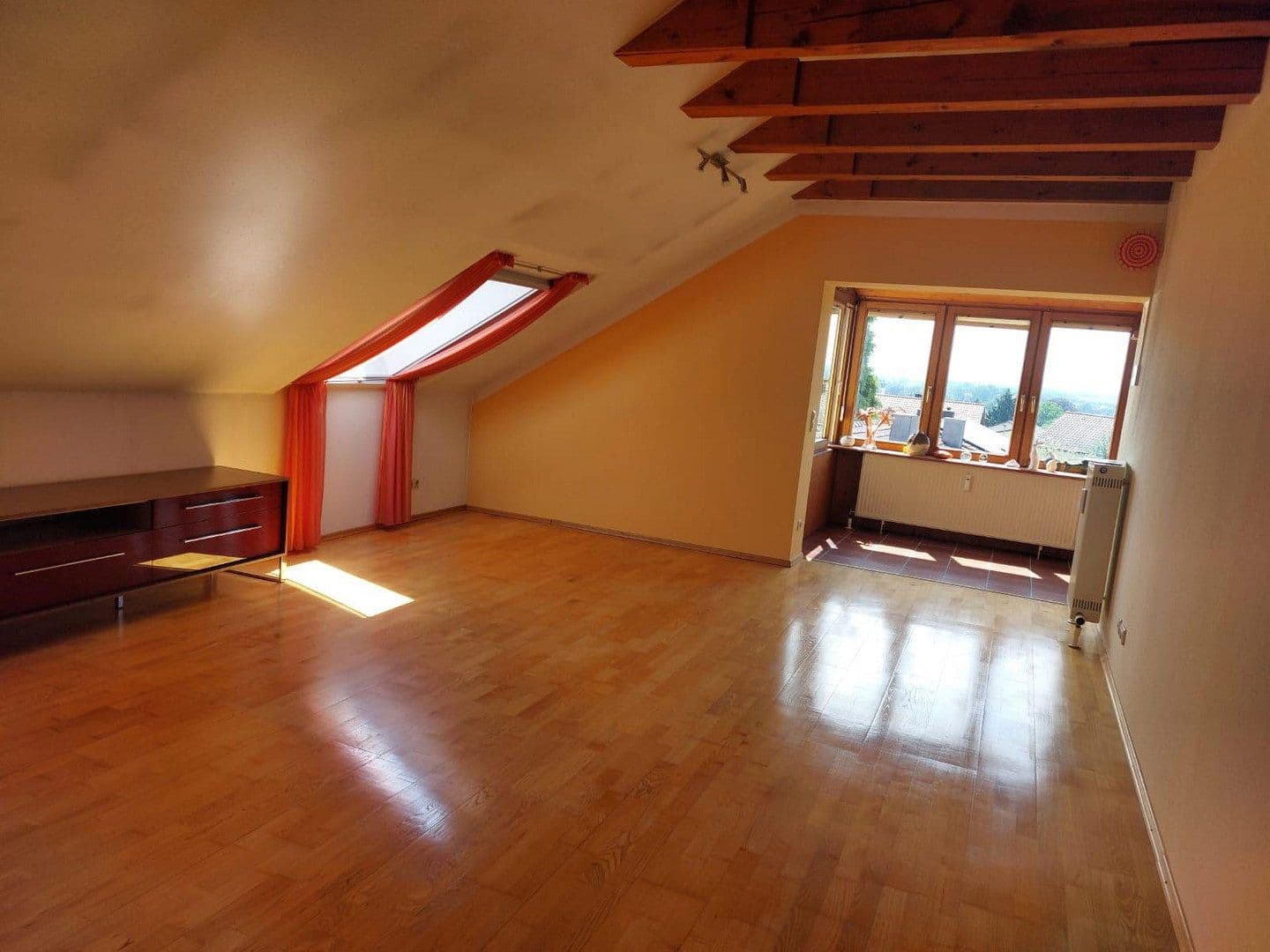 Predaj bytu 3-izbový 73 m², Ruhstorf a.d.Rott, Bavorsko Predaj bytu 3-izbový 73 m², Ruhstorf a.d.Rott, Bavorsko