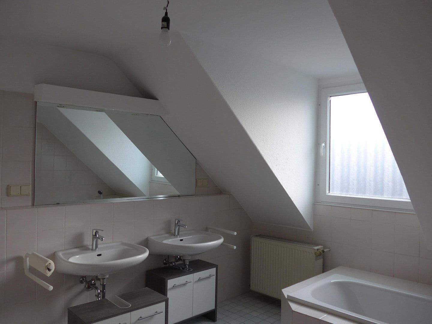 Prenájom bytu 3-izbový 85 m², Ortheck 2, Witten, Severné Porýnie - Westfálsko Prenájom bytu 3-izbový 85 m², Ortheck 2, Witten, Severné Porýnie - Westfálsko