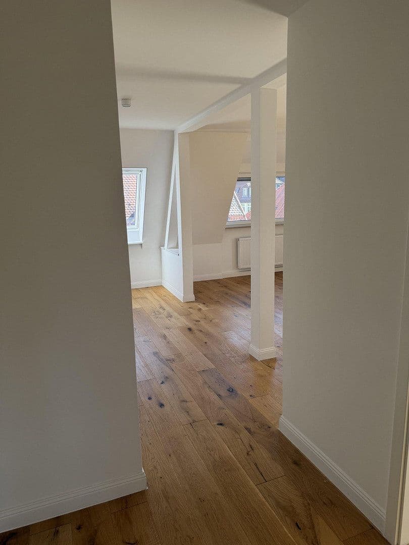 Prenájom bytu 2-izbový 68 m², Paulusstr. 22, Stuttgart West, Bádensko-Wurttembersko Prenájom bytu 2-izbový 68 m², Paulusstr. 22, Stuttgart West, Bádensko-Wurttembersko