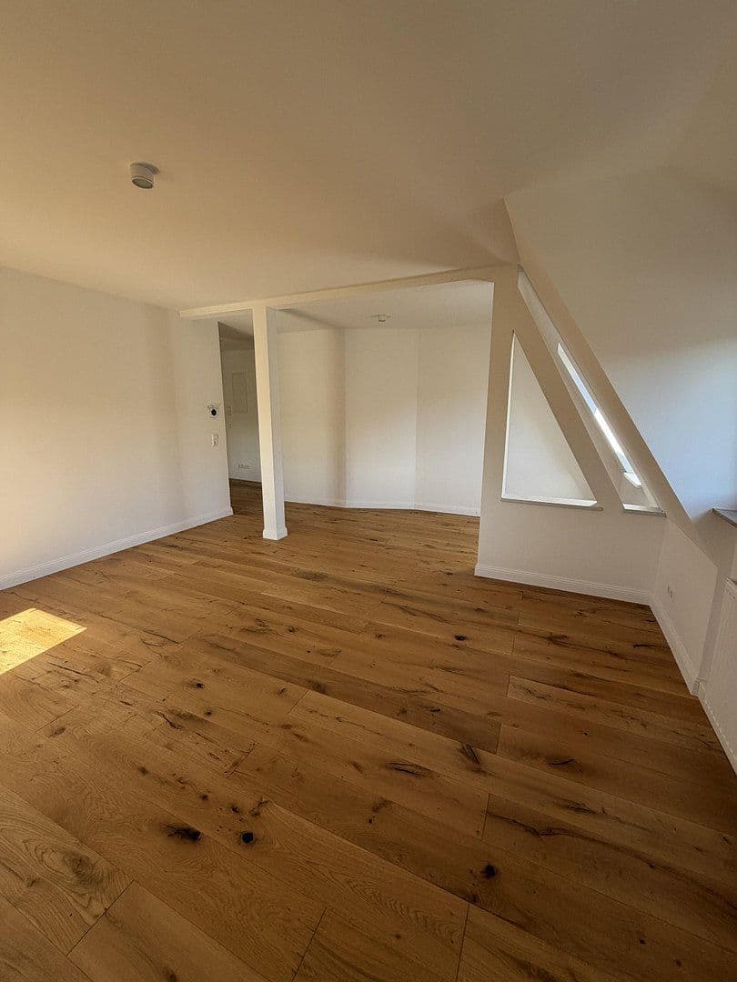 Prenájom bytu 2-izbový 68 m², Paulusstr. 22, Stuttgart West, Bádensko-Wurttembersko Prenájom bytu 2-izbový 68 m², Paulusstr. 22, Stuttgart West, Bádensko-Wurttembersko