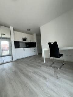 Prenájom bytu 1-izbový 27 m², Heilbronn, Bádensko-Wurttembersko Prenájom bytu 1-izbový 27 m², Heilbronn, Bádensko-Wurttembersko