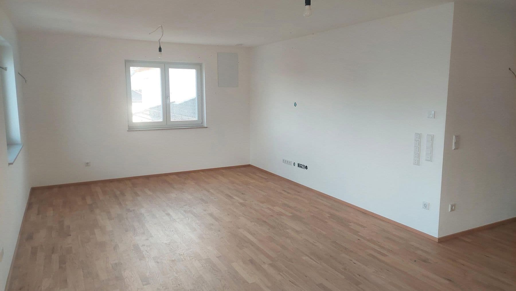 Prenájom bytu 4-izbový 111 m², Rothanger 16, Ehekirchen, Bavorsko Prenájom bytu 4-izbový 111 m², Rothanger 16, Ehekirchen, Bavorsko