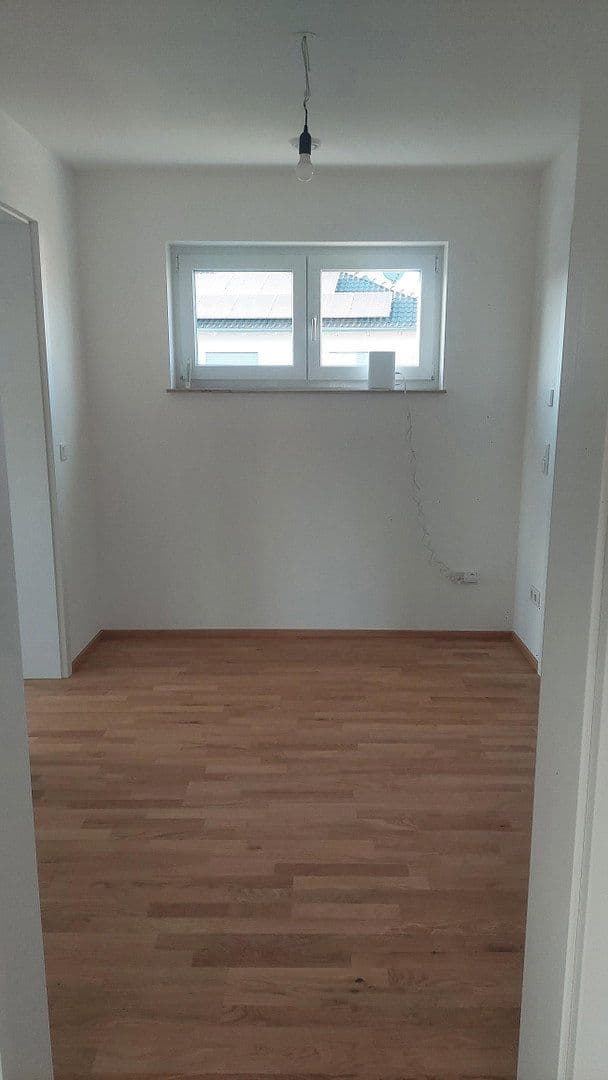 Prenájom bytu 4-izbový 111 m², Rothanger 16, Ehekirchen, Bavorsko Prenájom bytu 4-izbový 111 m², Rothanger 16, Ehekirchen, Bavorsko