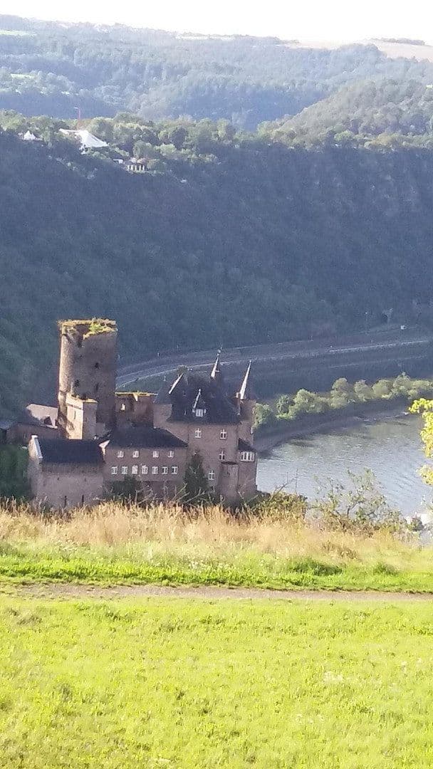Predaj bytu 2-izbový 55 m², Rheinblick 17, Patersberg, Porýnie-Falcko Predaj bytu 2-izbový 55 m², Rheinblick 17, Patersberg, Porýnie-Falcko