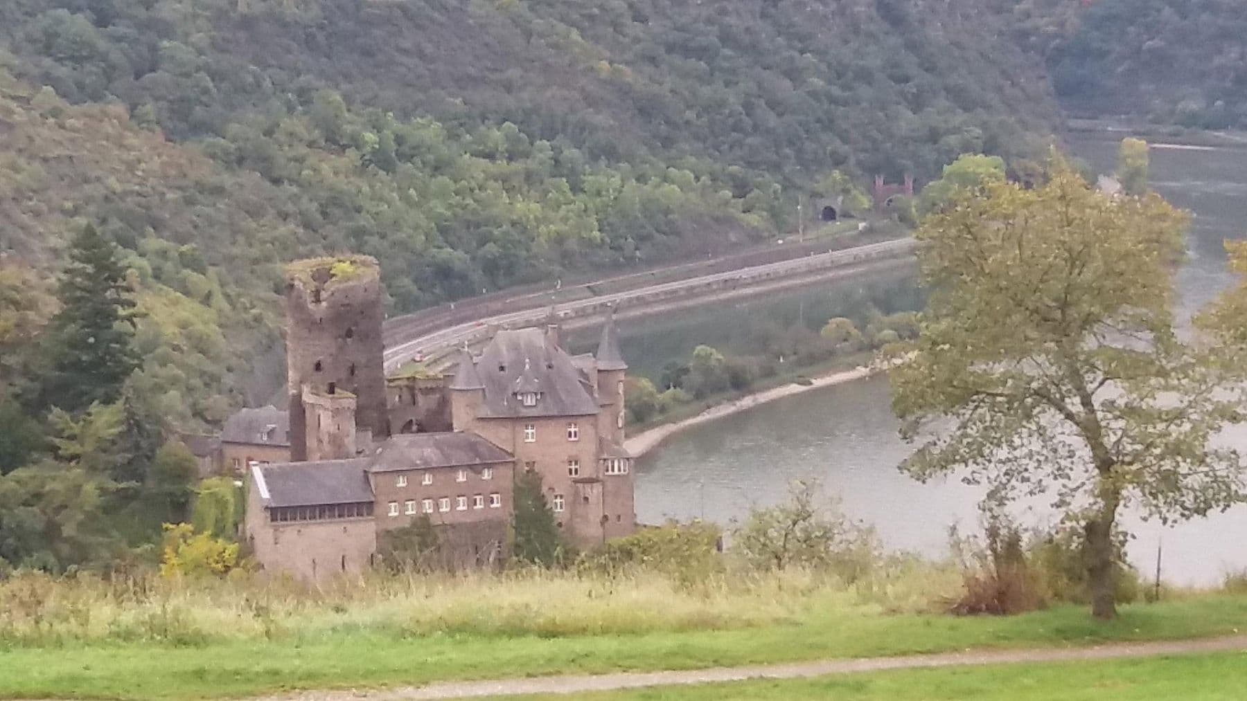Predaj bytu 2-izbový 55 m², Rheinblick 17, Patersberg, Porýnie-Falcko Predaj bytu 2-izbový 55 m², Rheinblick 17, Patersberg, Porýnie-Falcko