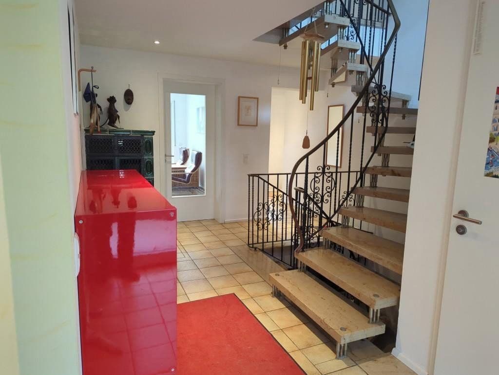 Predaj domu 270 m², pozemok 525 m², St. Leon-Rot, Bádensko-Wurttembersko Predaj domu 270 m², pozemok 525 m², St. Leon-Rot, Bádensko-Wurttembersko