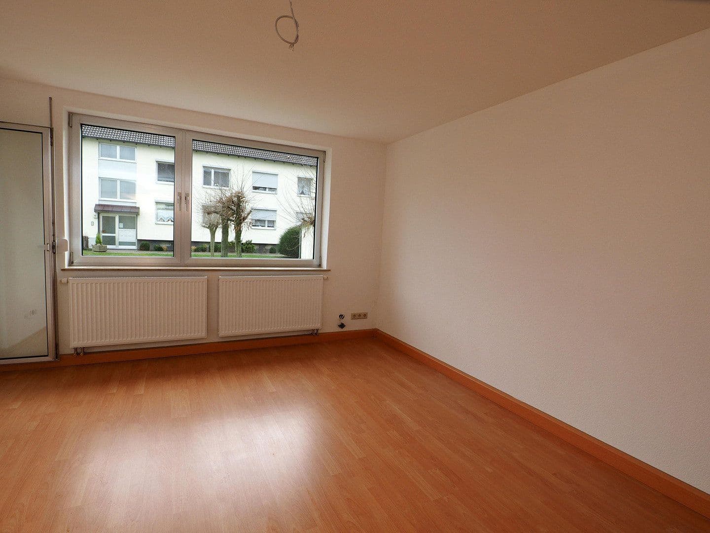 Prenájom bytu 3-izbový 60 m², Dortmund, Severné Porýnie - Westfálsko Prenájom bytu 3-izbový 60 m², Dortmund, Severné Porýnie - Westfálsko