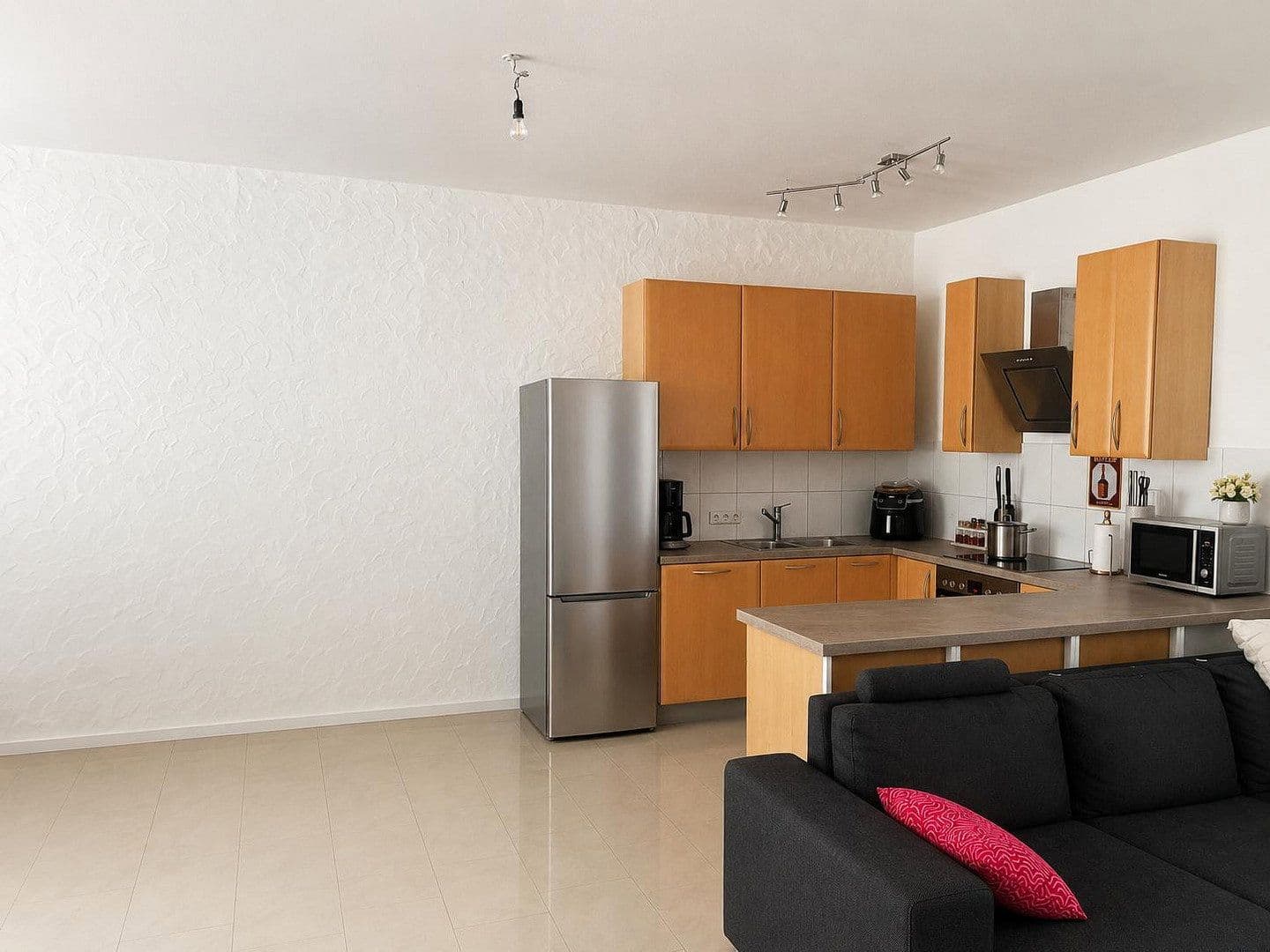 Prenájom bytu 2-izbový 86 m², Liebenzeller Str.3, Neuhausen, Bádensko-Wurttembersko Prenájom bytu 2-izbový 86 m², Liebenzeller Str.3, Neuhausen, Bádensko-Wurttembersko