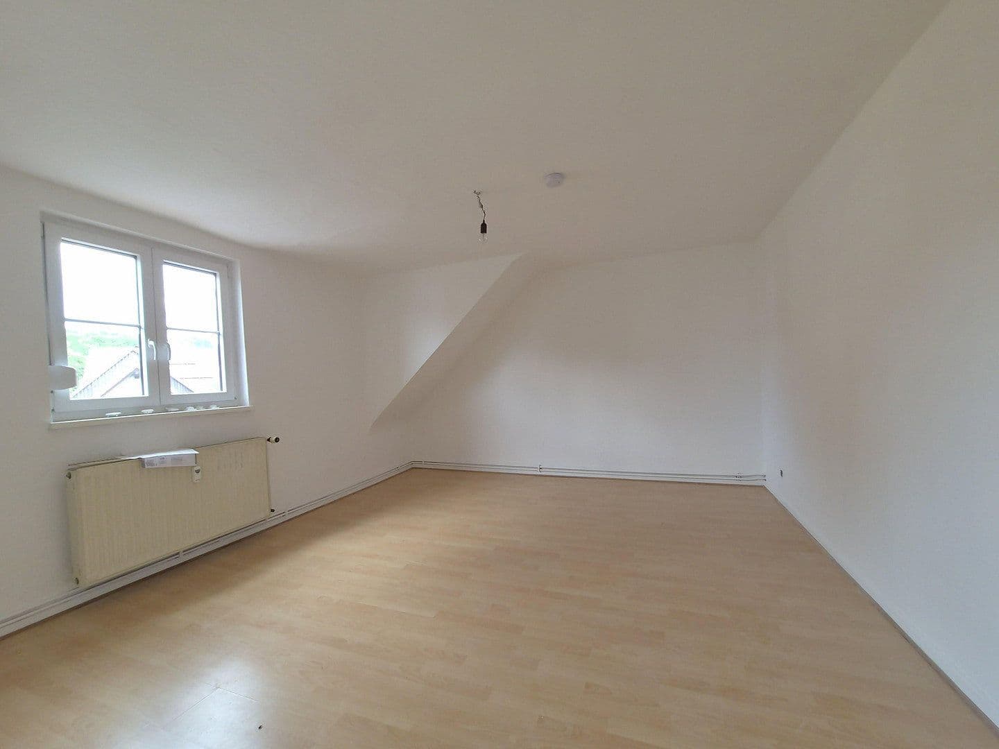 Prenájom domu 92 m², pozemok 91 m², Sinntal, Hesensko Prenájom domu 92 m², pozemok 91 m², Sinntal, Hesensko