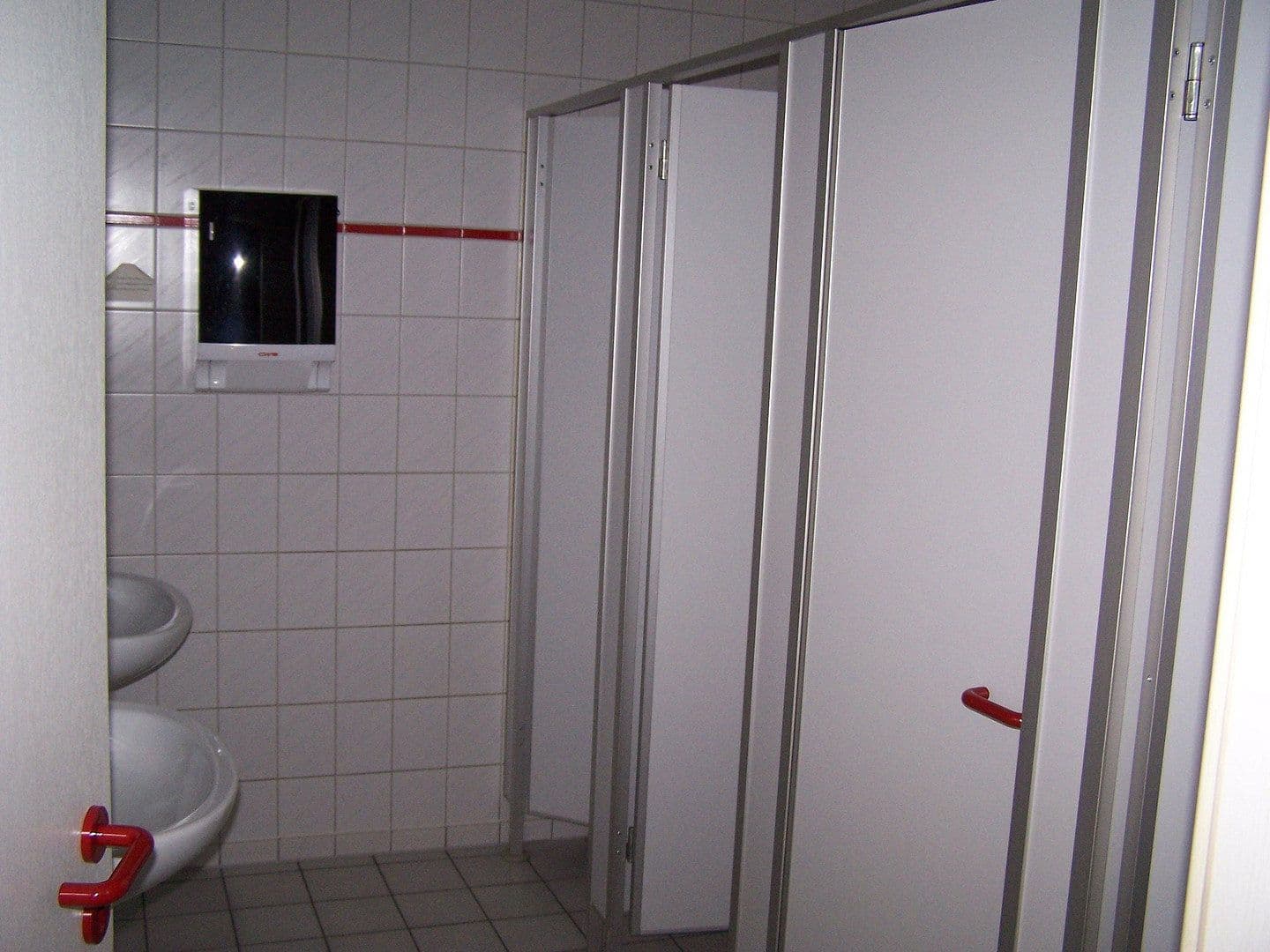 Prenájom nebytového priestoru 9.325 m², Talheim, Bádensko-Wurttembersko Prenájom nebytového priestoru 9.325 m², Talheim, Bádensko-Wurttembersko