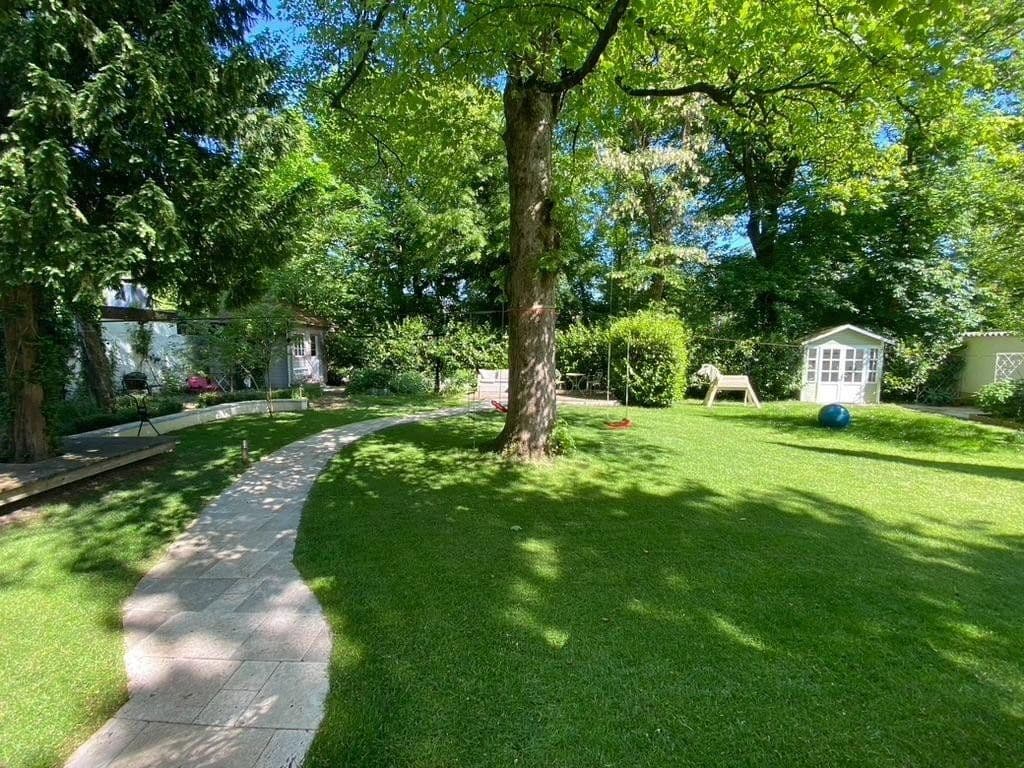 Predaj domu 330 m², pozemok 1.000 m², Richard-Wagner-Str. 16, Augsburg, Bavorsko Predaj domu 330 m², pozemok 1.000 m², Richard-Wagner-Str. 16, Augsburg, Bavorsko