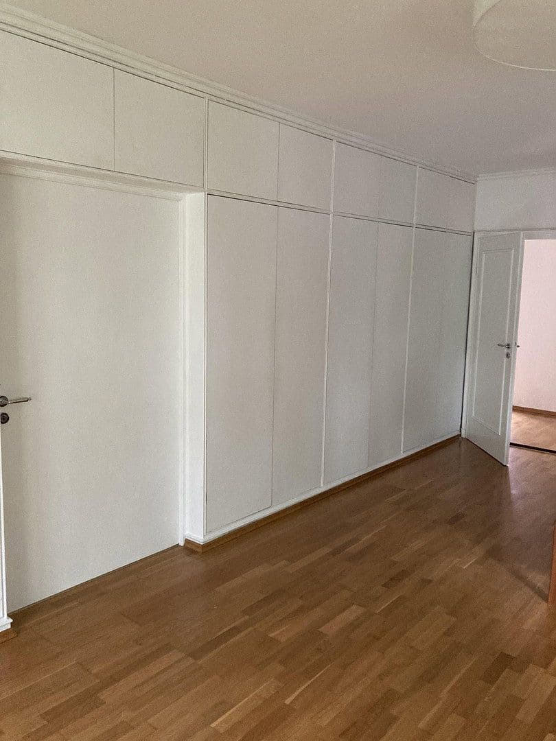 Predaj domu 330 m², pozemok 1.000 m², Richard-Wagner-Str. 16, Augsburg, Bavorsko Predaj domu 330 m², pozemok 1.000 m², Richard-Wagner-Str. 16, Augsburg, Bavorsko
