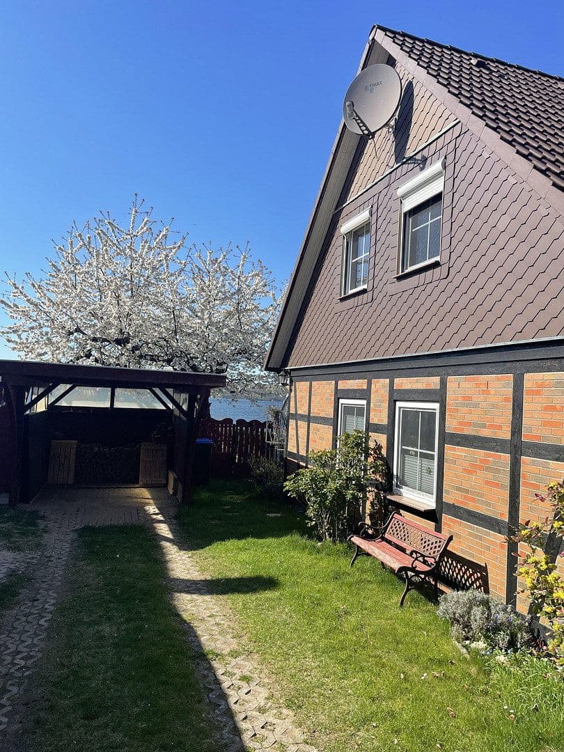 Predaj domu 133 m², pozemok 493 m², Strandstrasse 29, Neuenkirchen, Meklenbursko-Predpomoransko Predaj domu 133 m², pozemok 493 m², Strandstrasse 29, Neuenkirchen, Meklenbursko-Predpomoransko